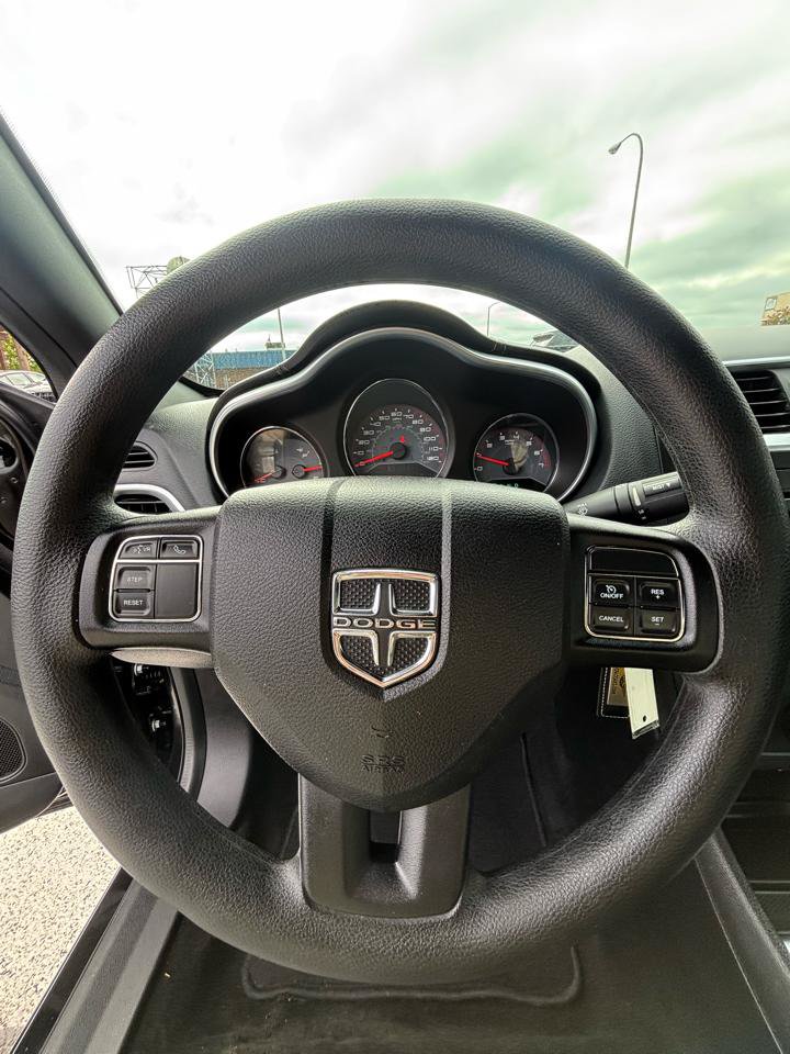 Used 2013 Dodge Avenger SE FWD image 9