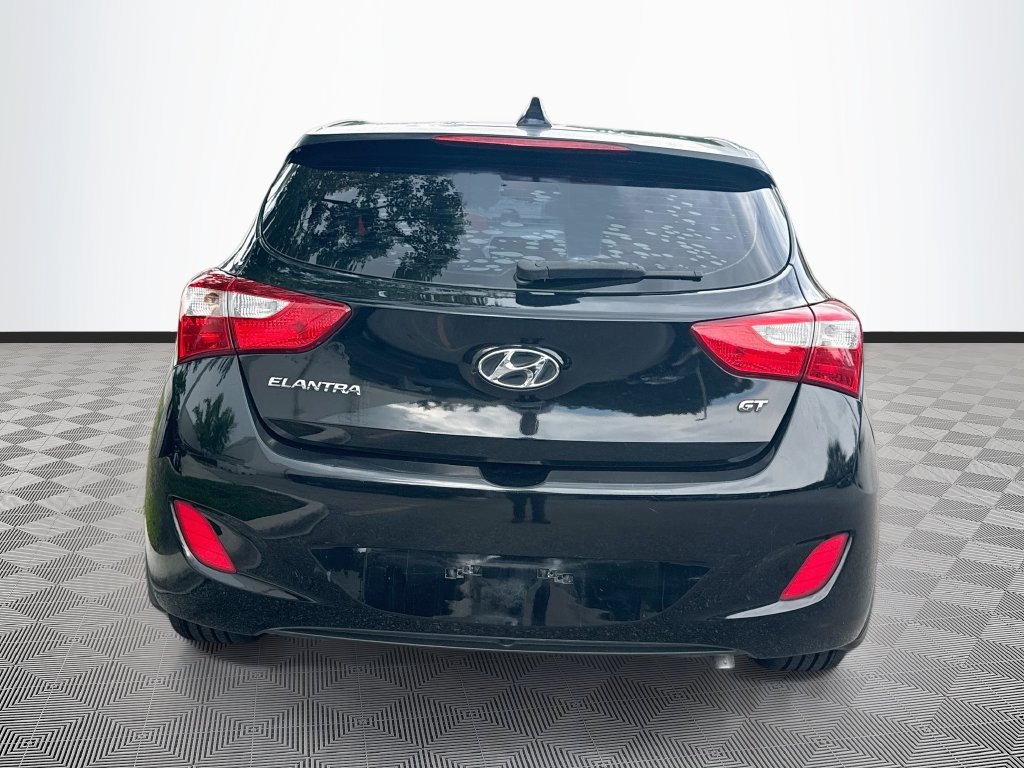 Used 2016 Hyundai Elantra GT FWD image 7
