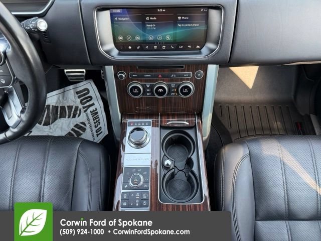 Used 2017 Land Rover Range Rover Supercharged AWD/4WD image 30