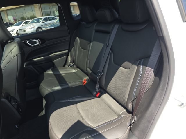 Used 2025 Jeep Compass Limited w/ Driver Assist Group I AWD/4WD image 38