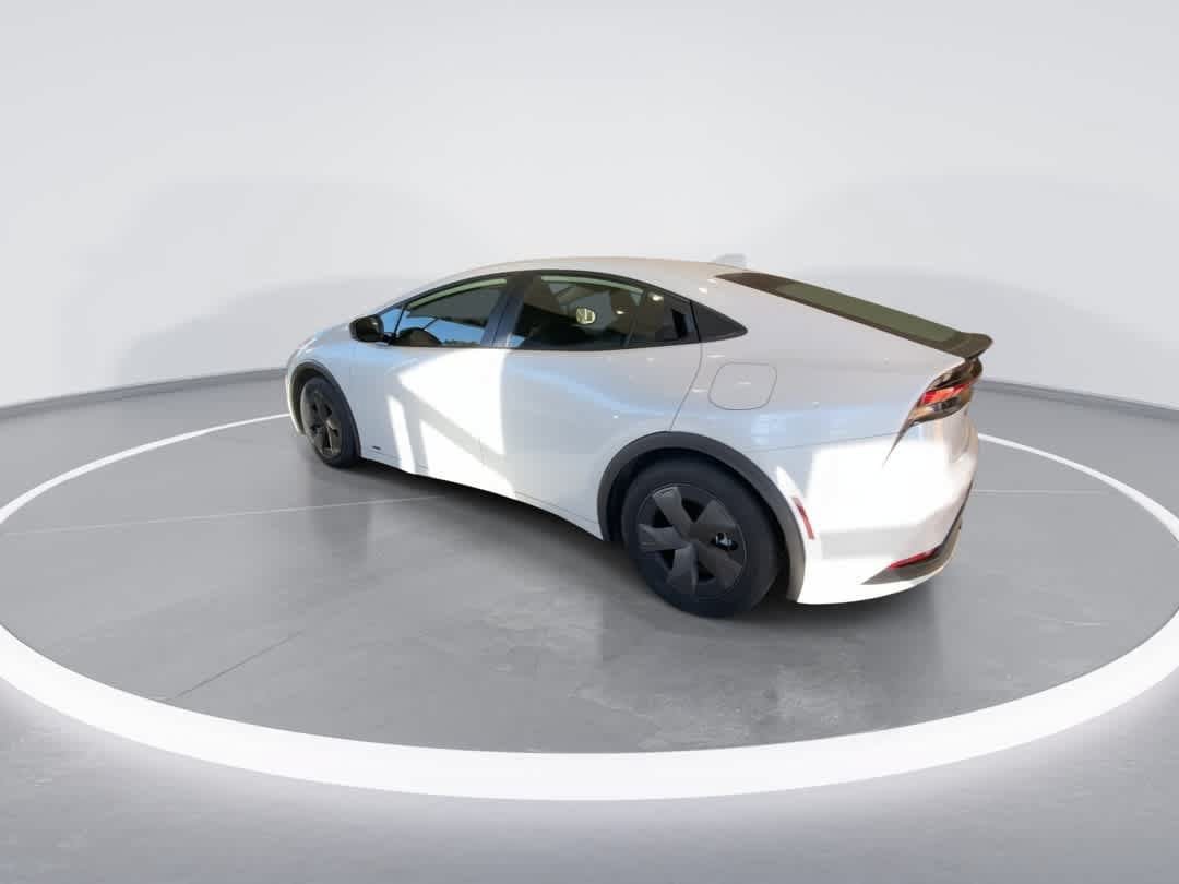 Certified 2024 Toyota Prius LE AWD/4WD image 6