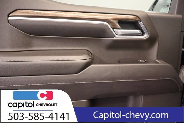 Used 2022 Chevrolet Silverado 1500 RST AWD/4WD image 29