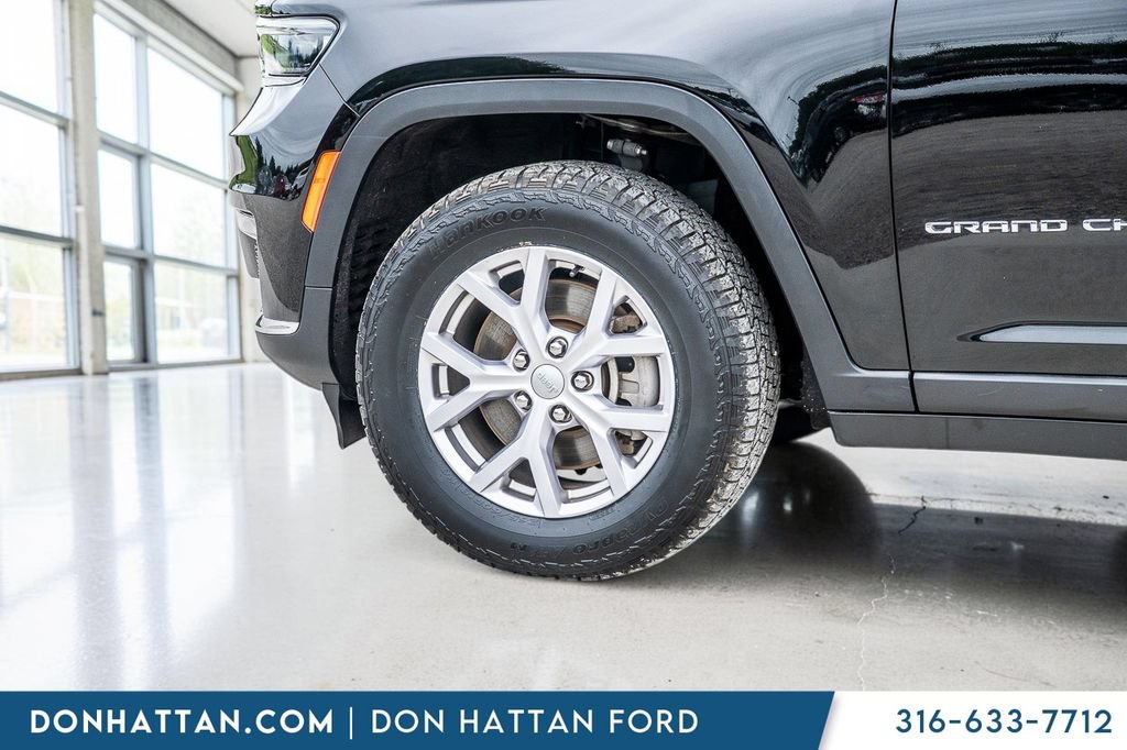 Used 2022 Jeep Grand Cherokee L Limited w/ Trailer Tow Group (B) AWD/4WD image 37