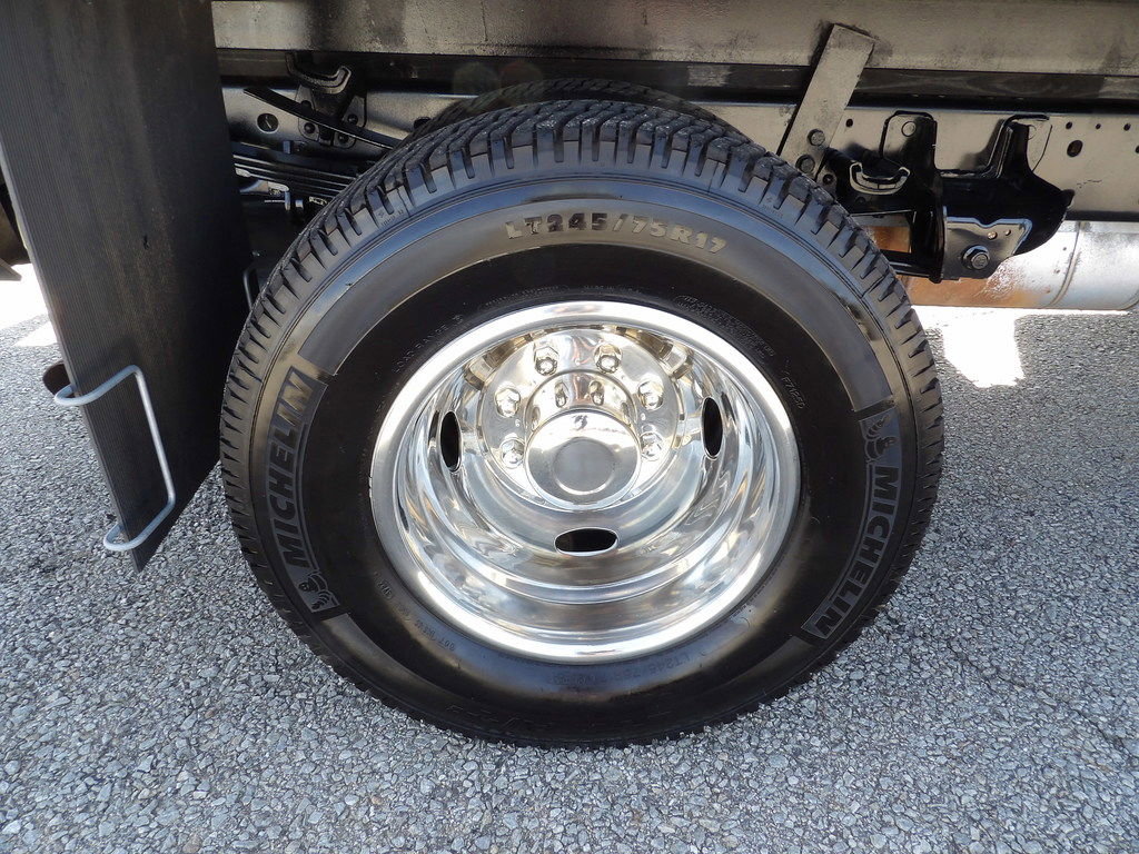 Used 2017 Ford F350 XL image 50