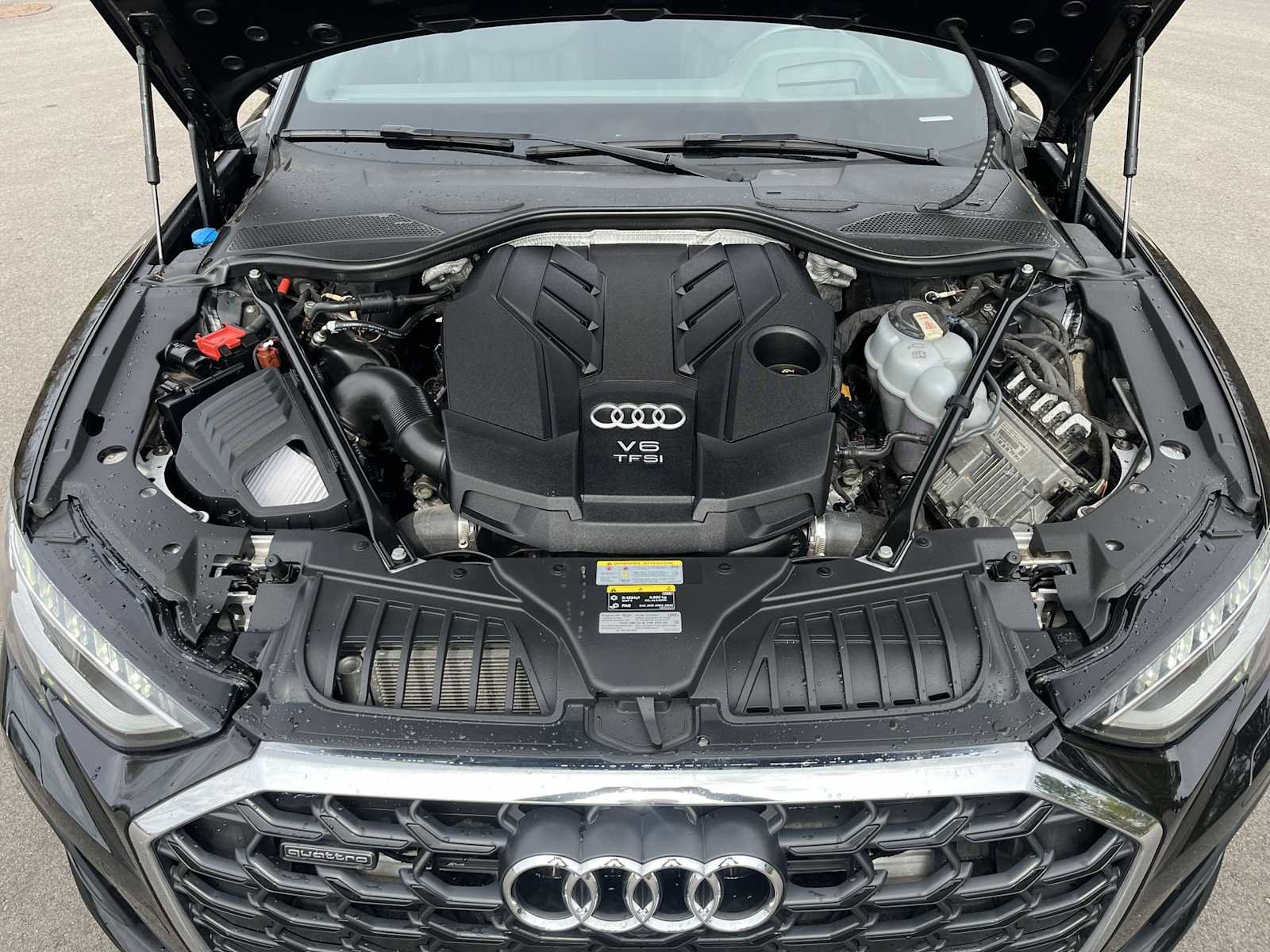 Used 2023 Audi A8 L 3.0T w/ Comfort Plus Package image 26