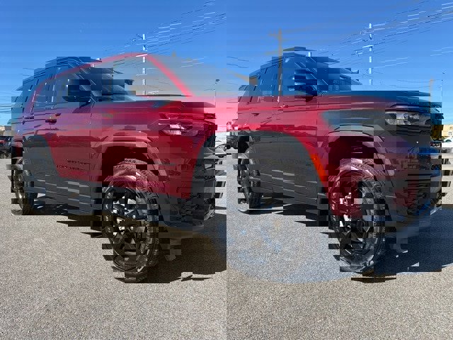 New 2025 Jeep Grand Cherokee L Altitude image 3