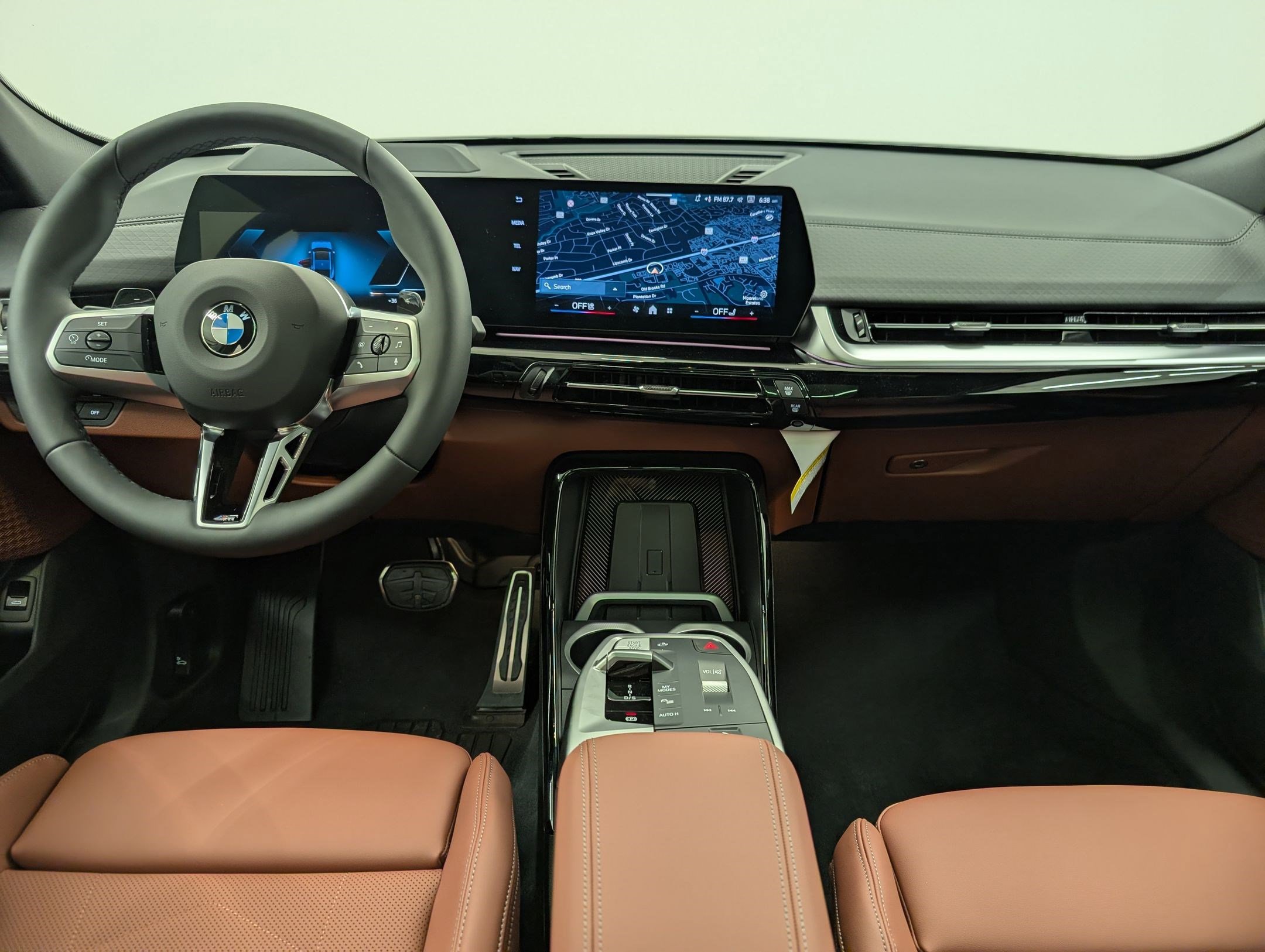 New 2026 BMW X2 xDrive28i w/ Technology Package AWD/4WD image 15