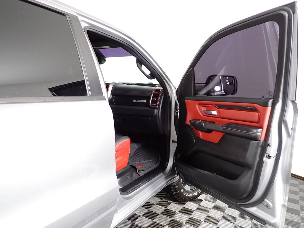 Used 2020 RAM 1500 Rebel w/ Rebel Level 2 Equipment Group AWD/4WD image 31