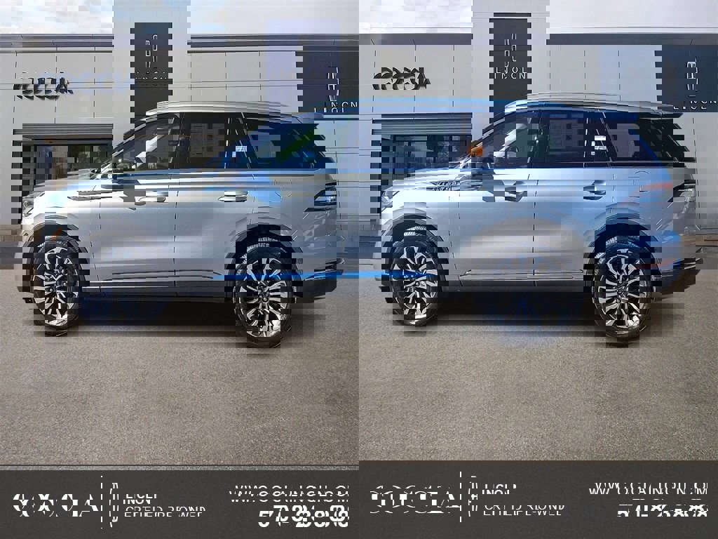 Certified 2022 Lincoln Aviator AWD w/ Premium Package image 7