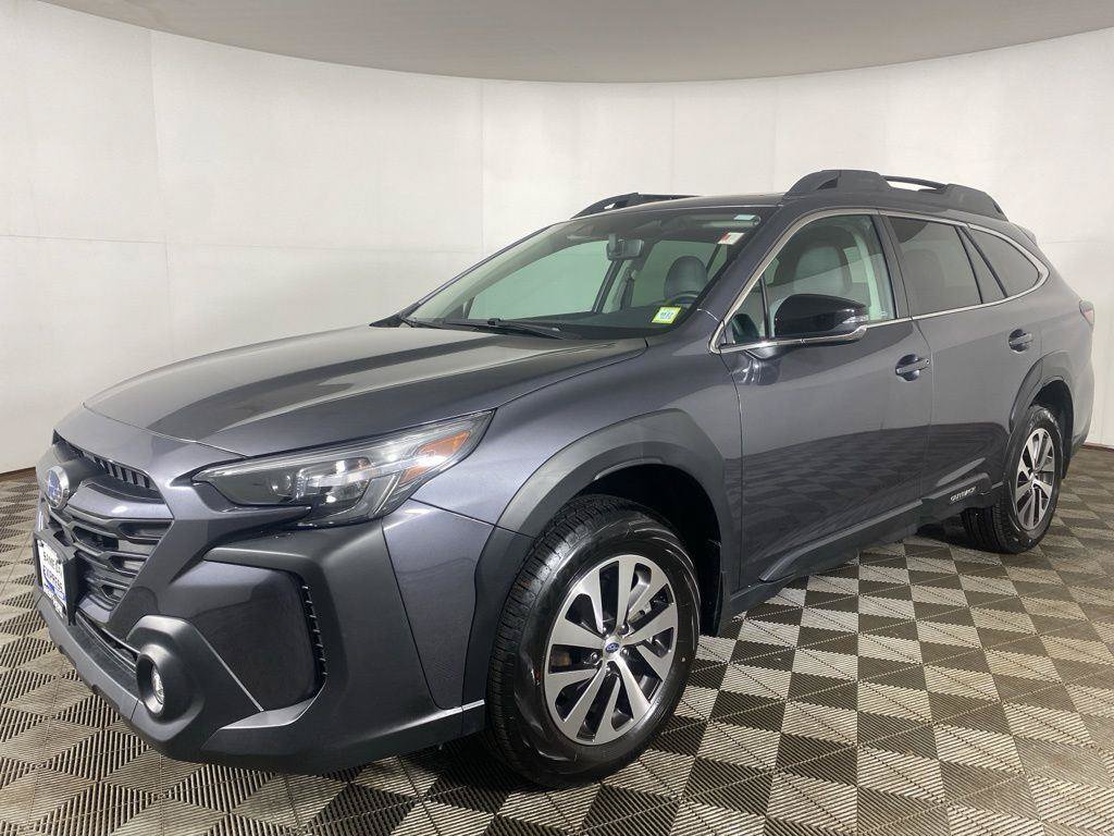 Certified 2025 Subaru Outback Premium AWD/4WD image 14