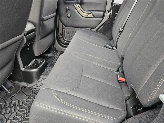 Used 2018 Jeep Wrangler Golden Eagle image 17