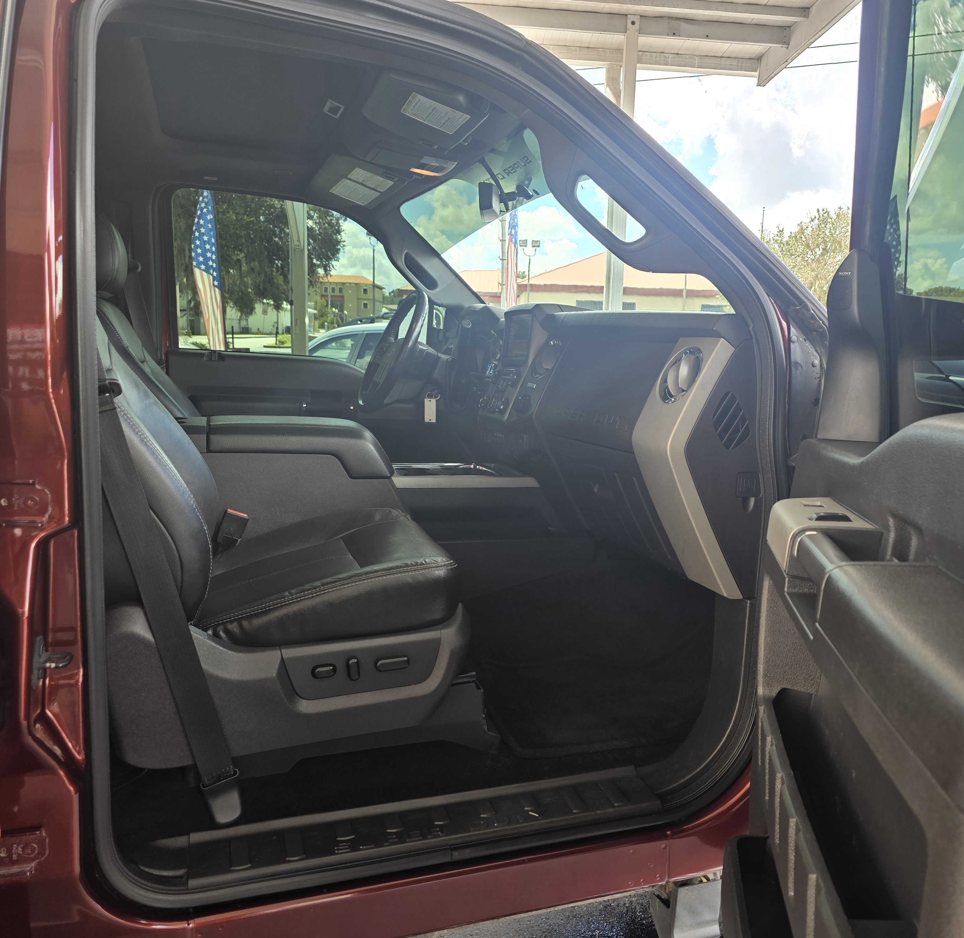 Used 2015 Ford F350 Lariat w/ Chrome Package AWD/4WD image 29