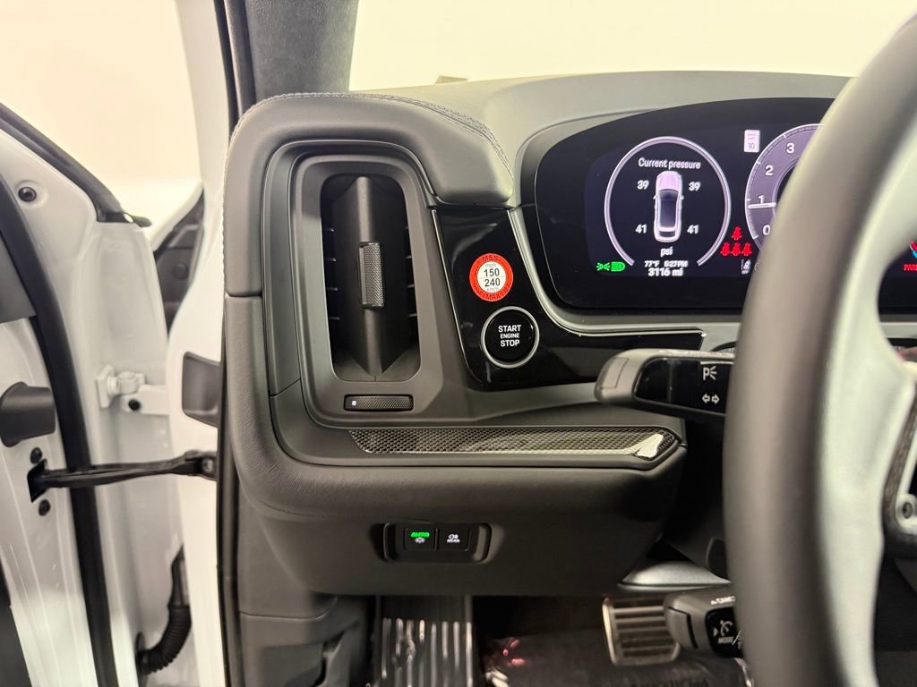 Certified 2025 Porsche Cayenne GTS image 26