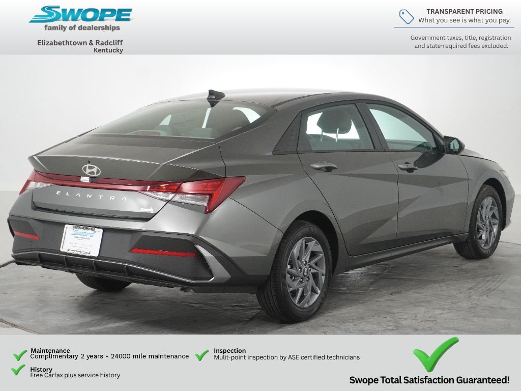 New 2026 Hyundai Elantra Hybrid FWD image 3