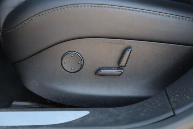 Used 2020 Tesla Model S Performance AWD/4WD image 22