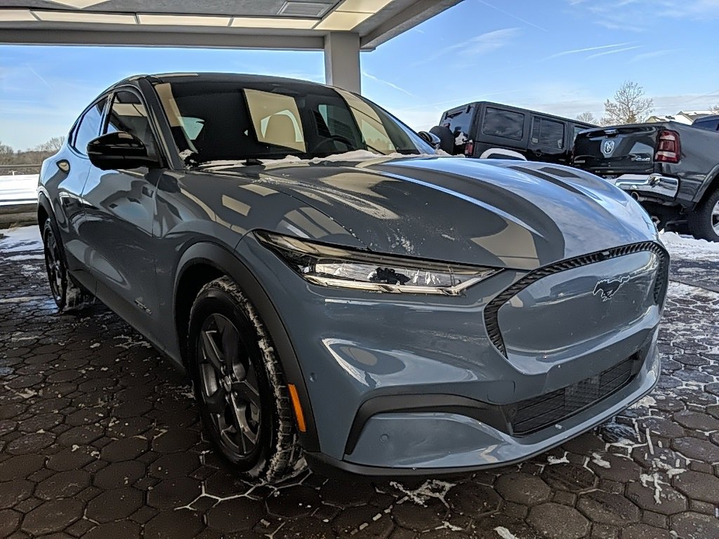 Used 2023 Ford Mustang Mach-E Select w/ Comfort Package Lite image 3