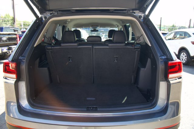 Used 2025 Volkswagen Atlas SE FWD image 28
