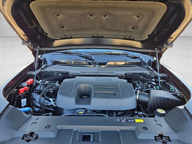 New 2026 Land Rover Defender 110 X-Dynamic SE image 17