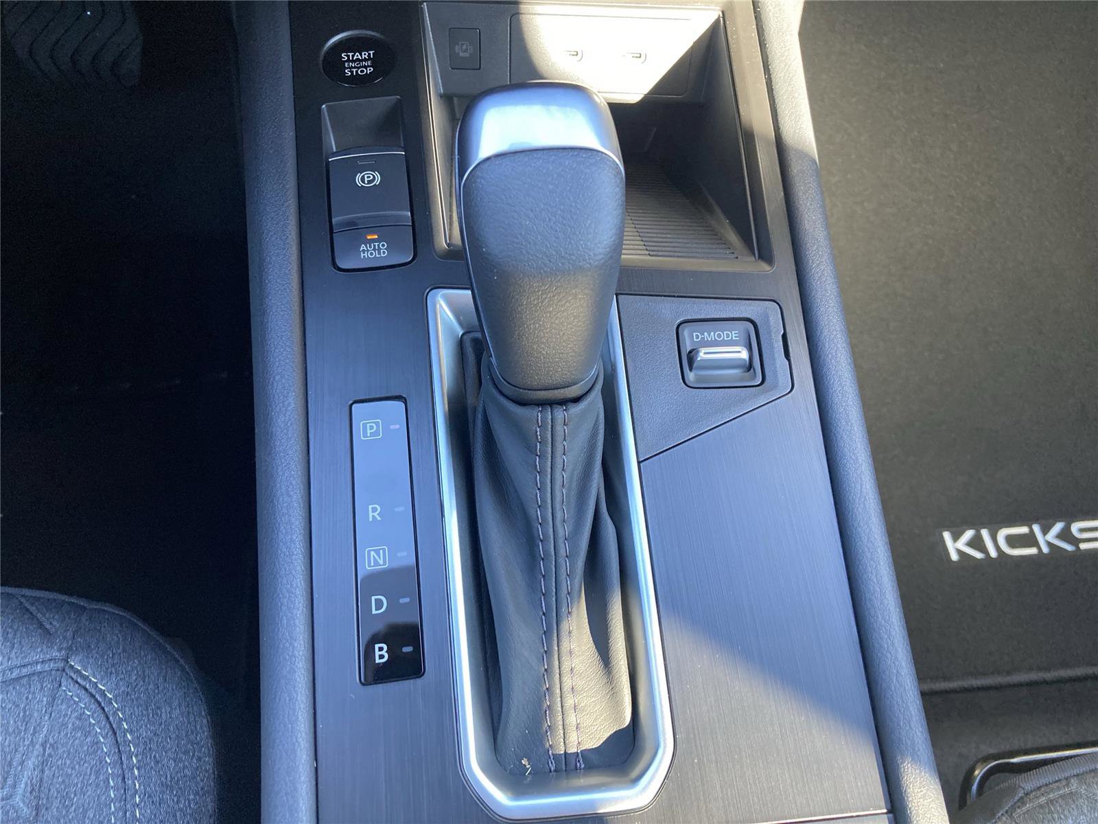 New 2026 Nissan Kicks SV image 17