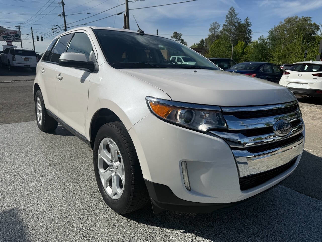 Used 2014 Ford Edge SEL w/ Equipment Group 205A FWD image 2