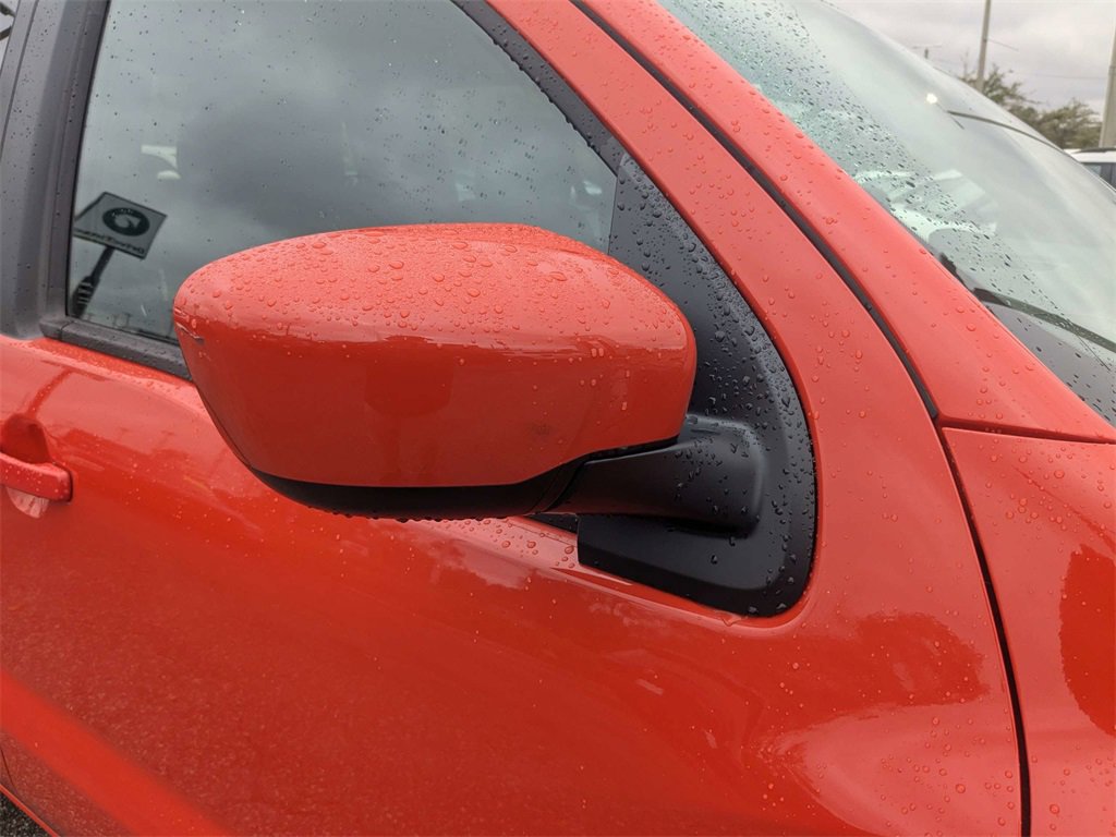 Used 2025 Nissan Frontier PRO-4X w/ Interior Protection Package image 12