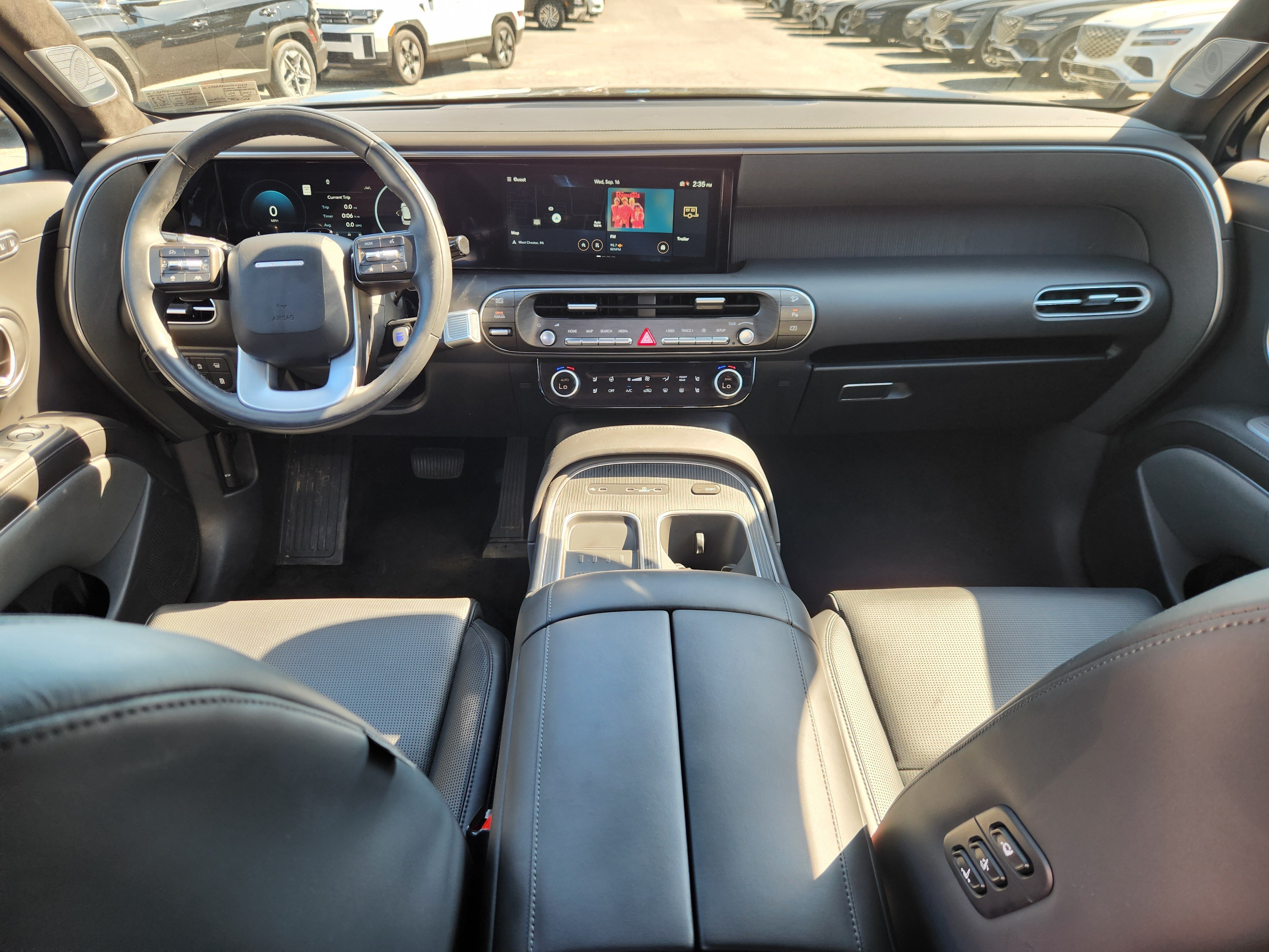 Certified 2026 Hyundai Palisade Calligraphy AWD/4WD image 8