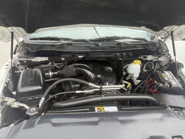 Used 2019 RAM 1500 Classic Tradesman AWD/4WD image 8