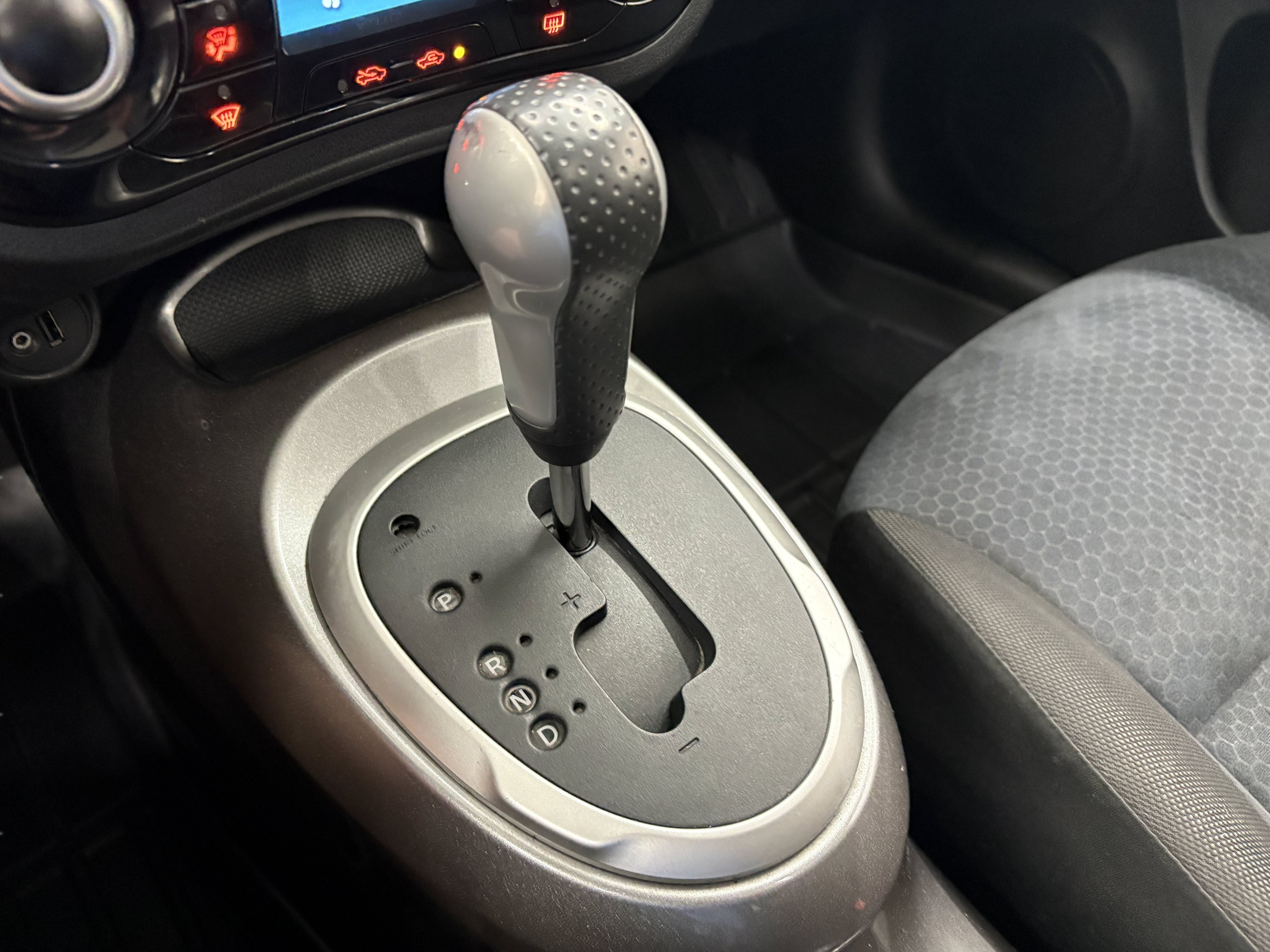 Used 2017 Nissan Juke SV FWD image 20