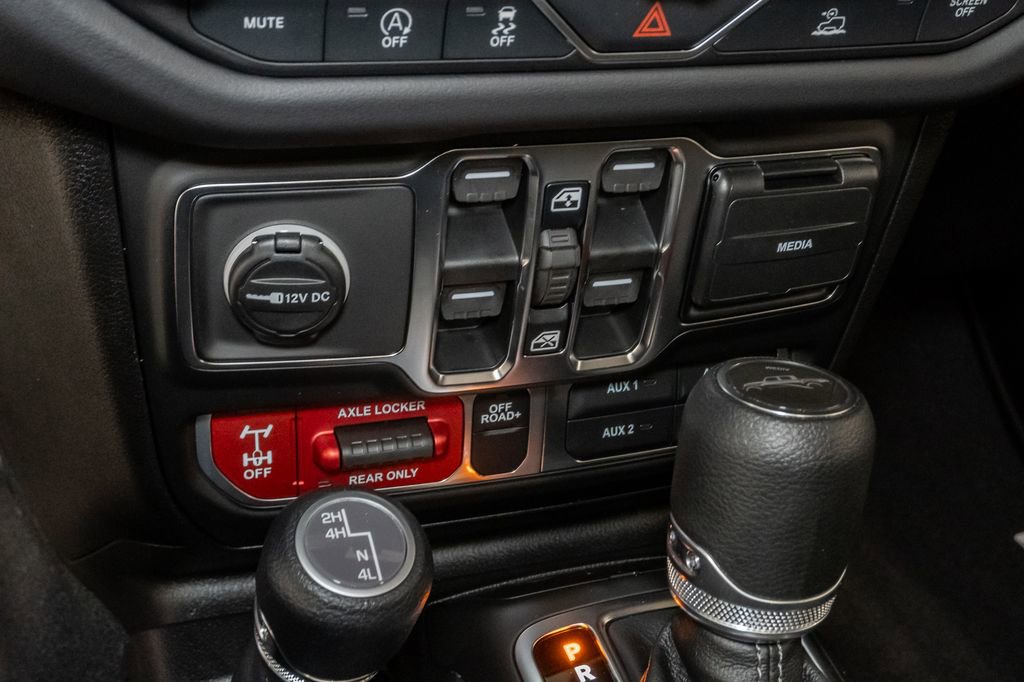 New 2026 Jeep Gladiator Mojave image 18