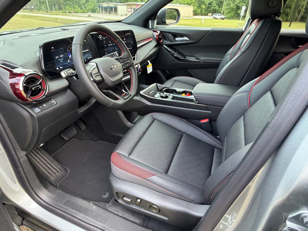 New 2026 Chevrolet Equinox RS w/ Convenience Package III FWD image 19
