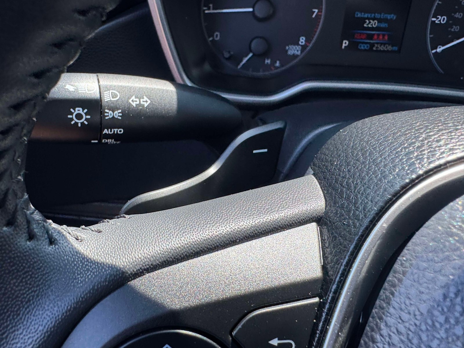 Certified 2023 Toyota Corolla SE image 32