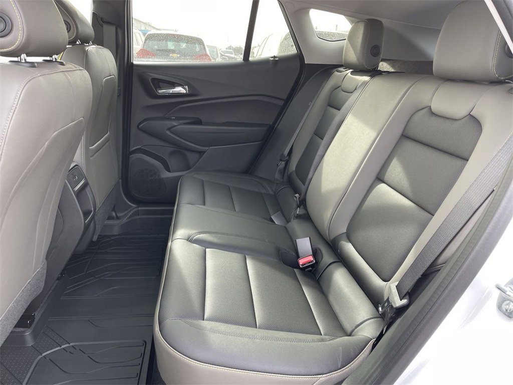 New 2026 Chevrolet Trax ACTIV w/ Sunroof Package image 22