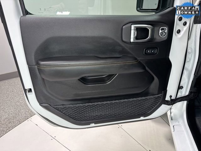 Used 2024 Jeep Wrangler Unlimited Sahara w/ Technology Group image 12