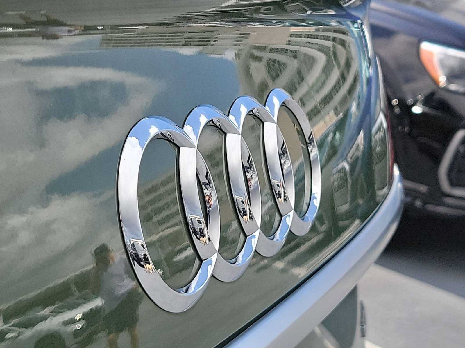 Certified 2023 Audi Q5 2.0T Premium w/ Convenience Package AWD/4WD image 16