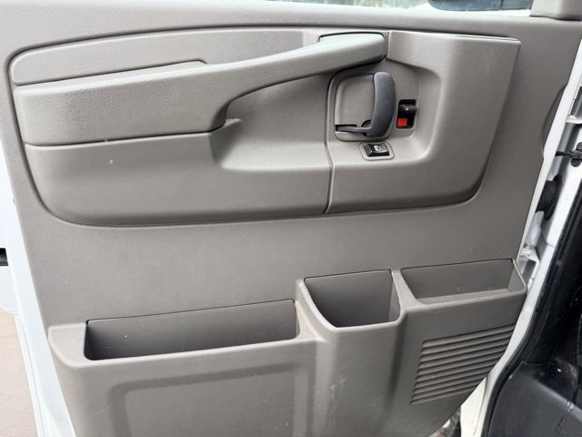 Used 2015 Chevrolet Express 3500 LT w/ LT Preferred Equipment Group image 14