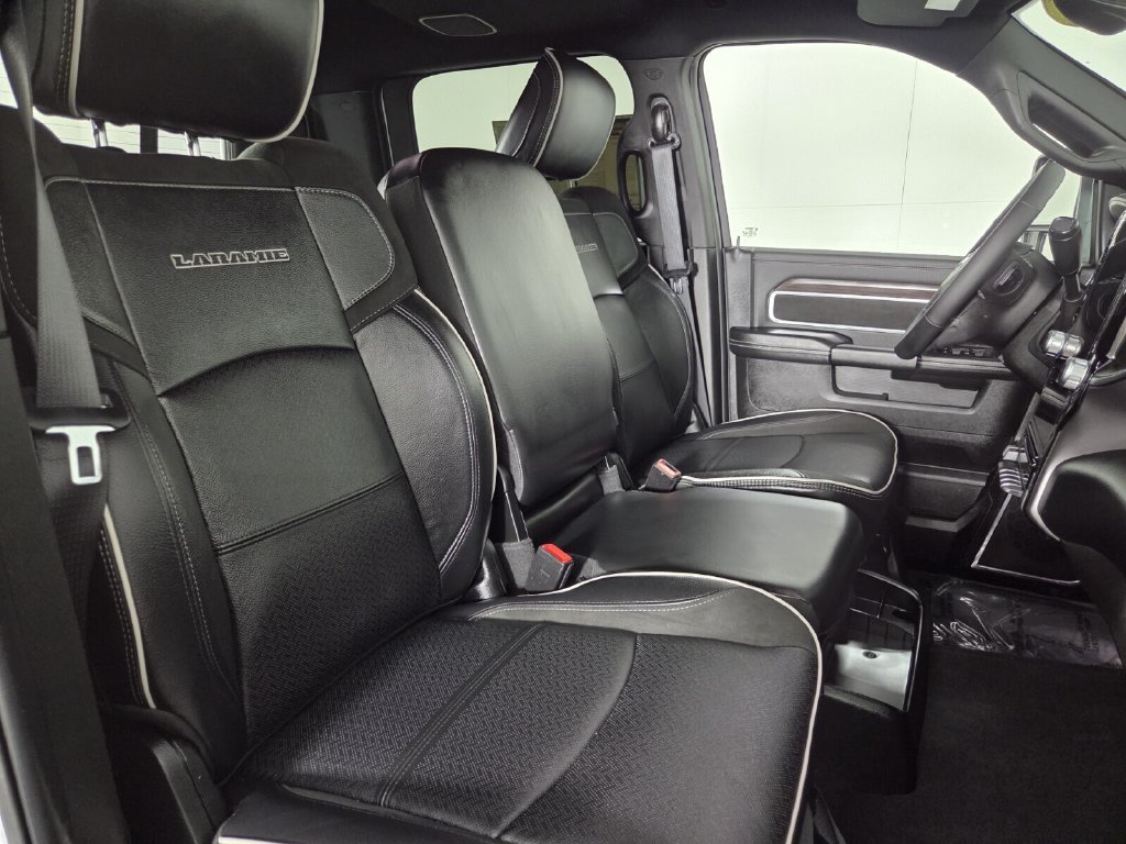 Used 2026 RAM 2500 Laramie AWD/4WD image 32