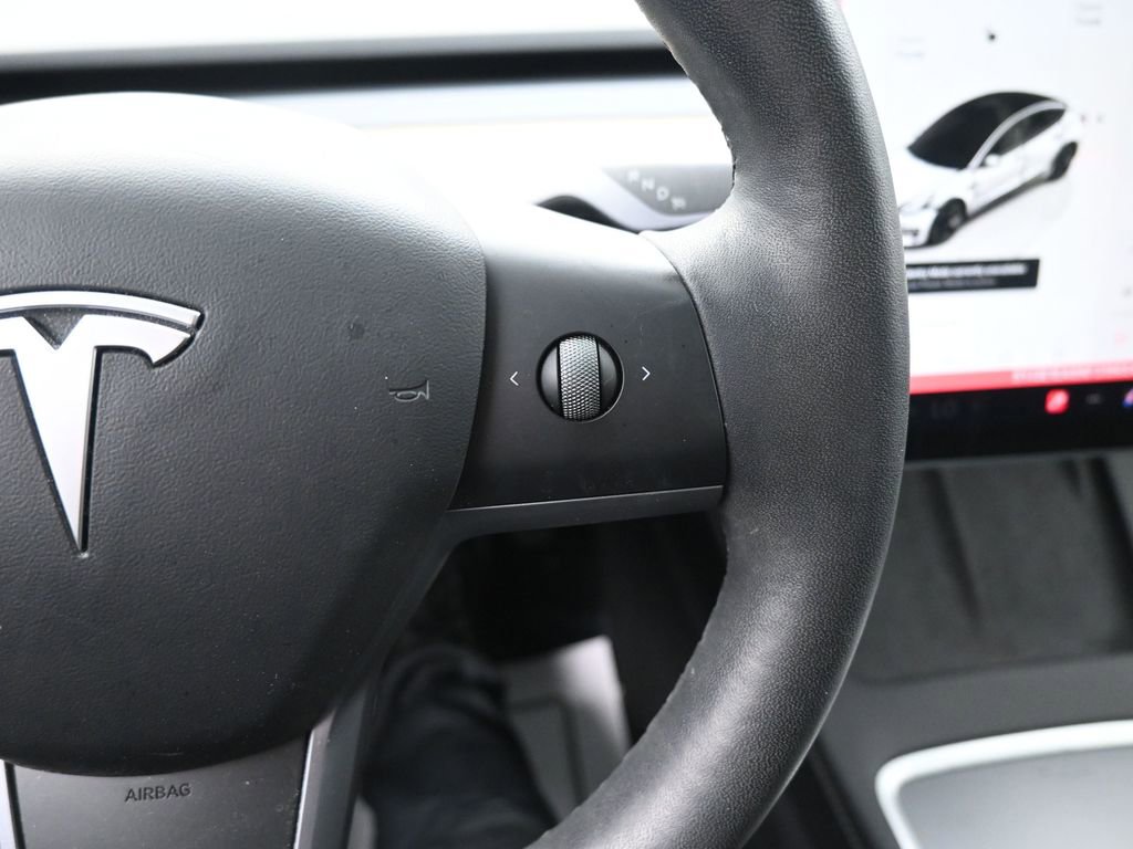 Used 2022 Tesla Model 3 image 19