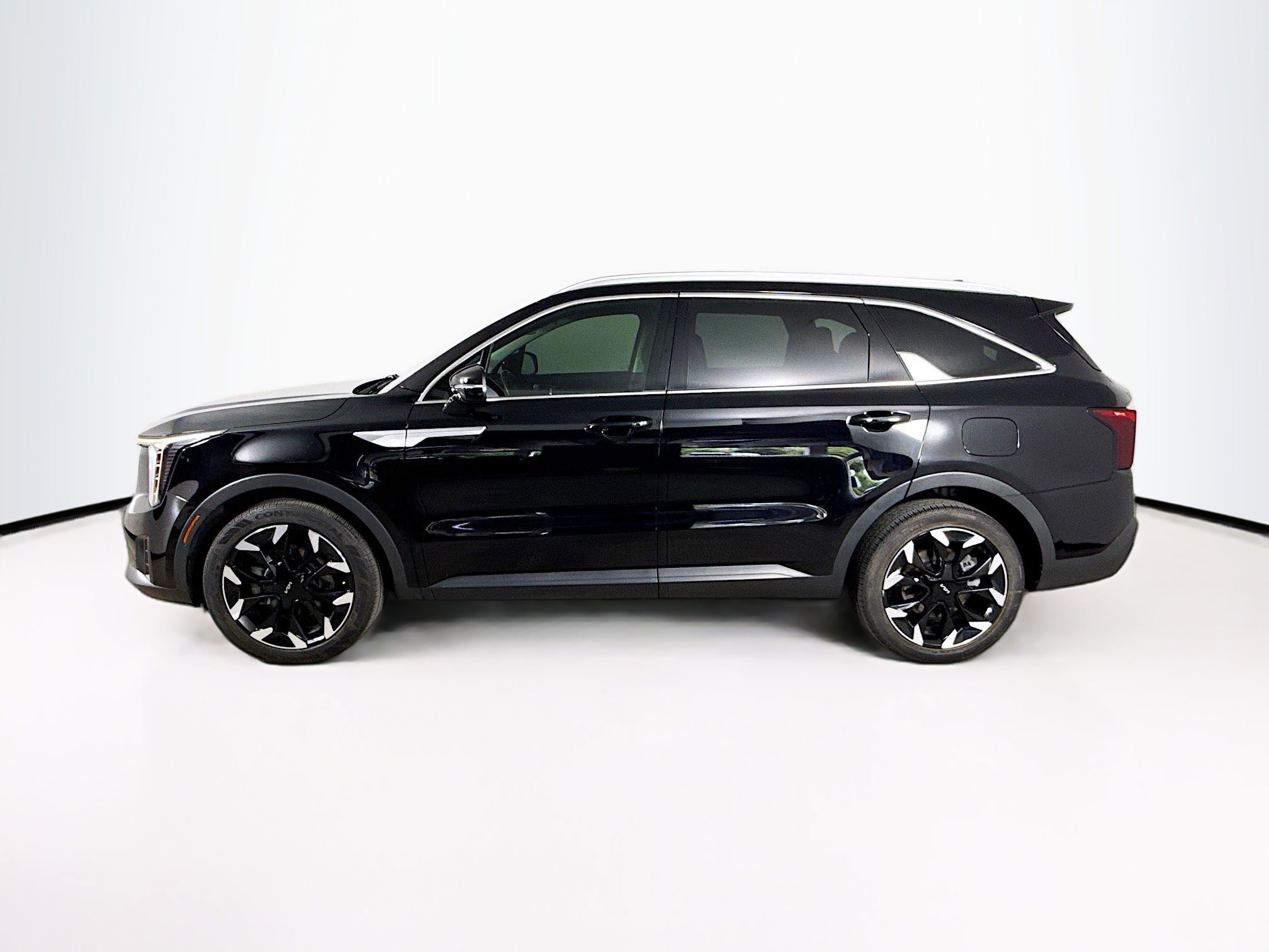 Used 2024 Kia Sorento EX w/ Panoramic Sunroof Package image 7