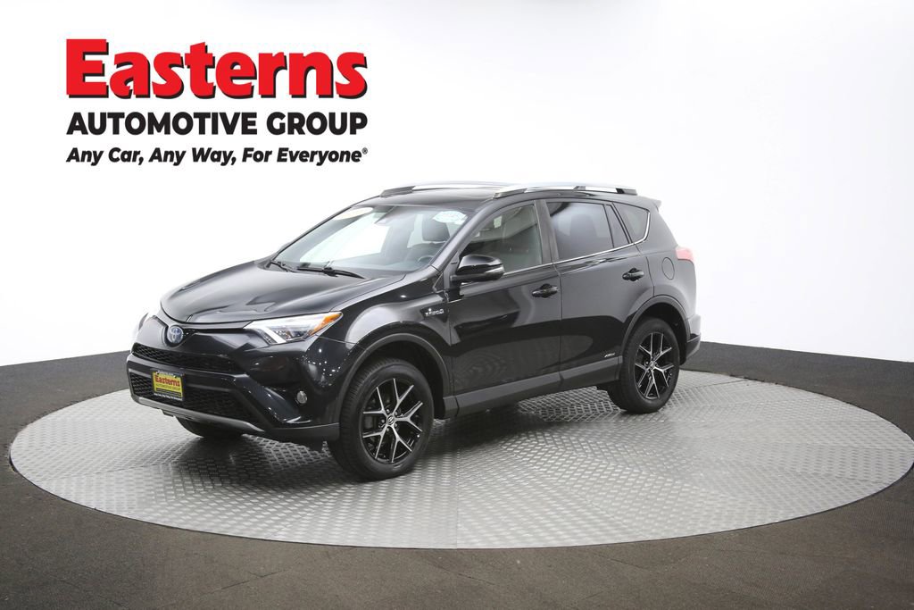 Used 2018 Toyota RAV4 SE image 43