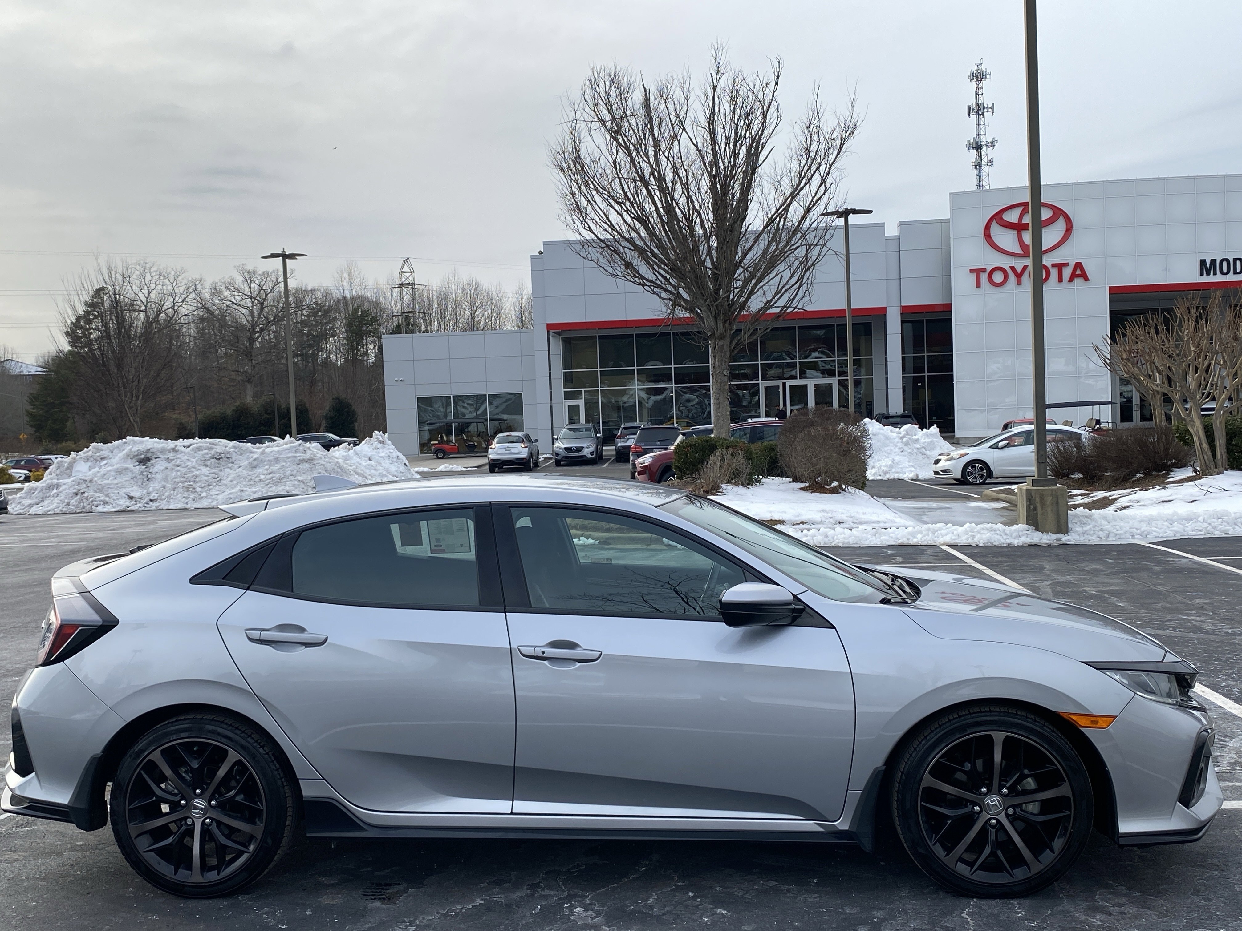 Used 2021 Honda Civic Sport image 4