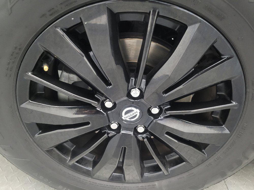 Used 2020 Nissan Pathfinder S image 31