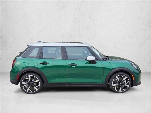 Used 2026 MINI Cooper 4-Door Hardtop FWD image 4