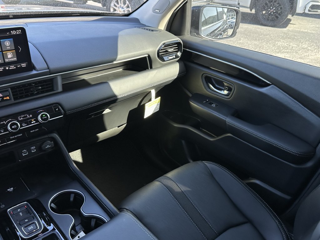 Used 2025 Honda Pilot Touring image 15