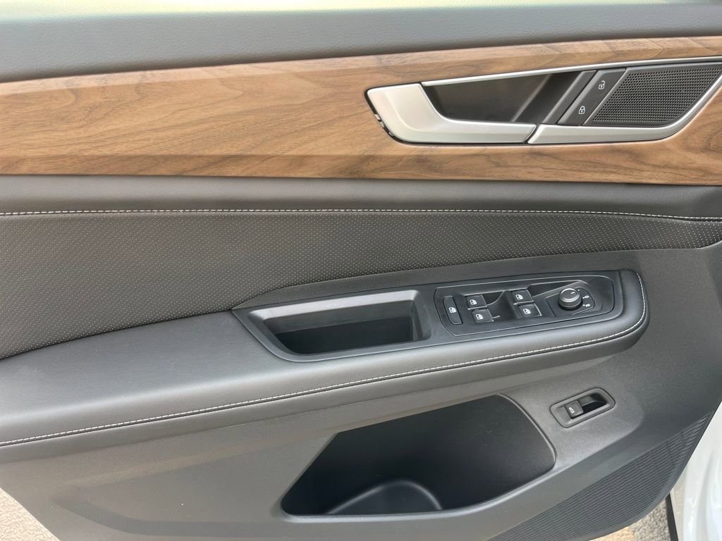 New 2026 Volkswagen Atlas SE image 8