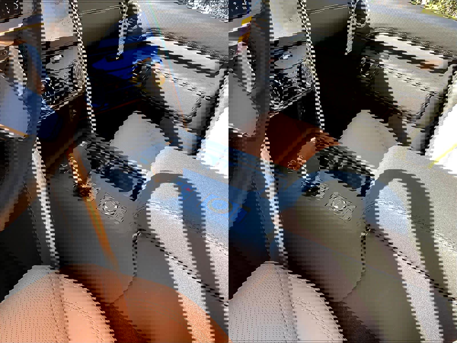 New 2025 Land Rover Discovery Dynamic SE image 10