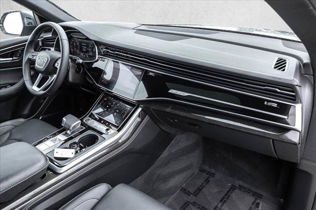 Certified 2025 Audi Q8 Prestige w/ Prestige Package AWD/4WD image 26