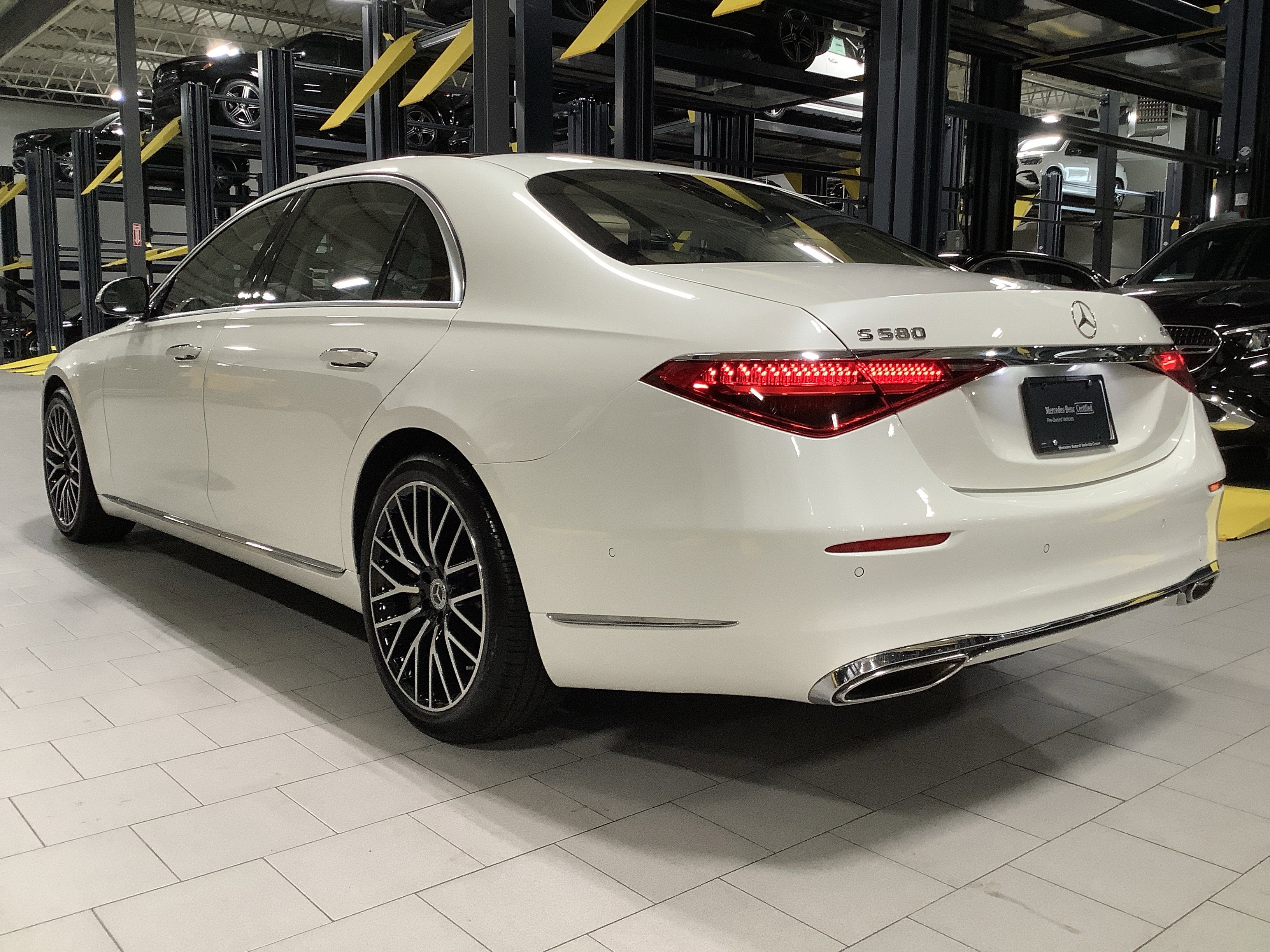 Certified 2023 Mercedes-Benz S 580 4MATIC Sedan image 3