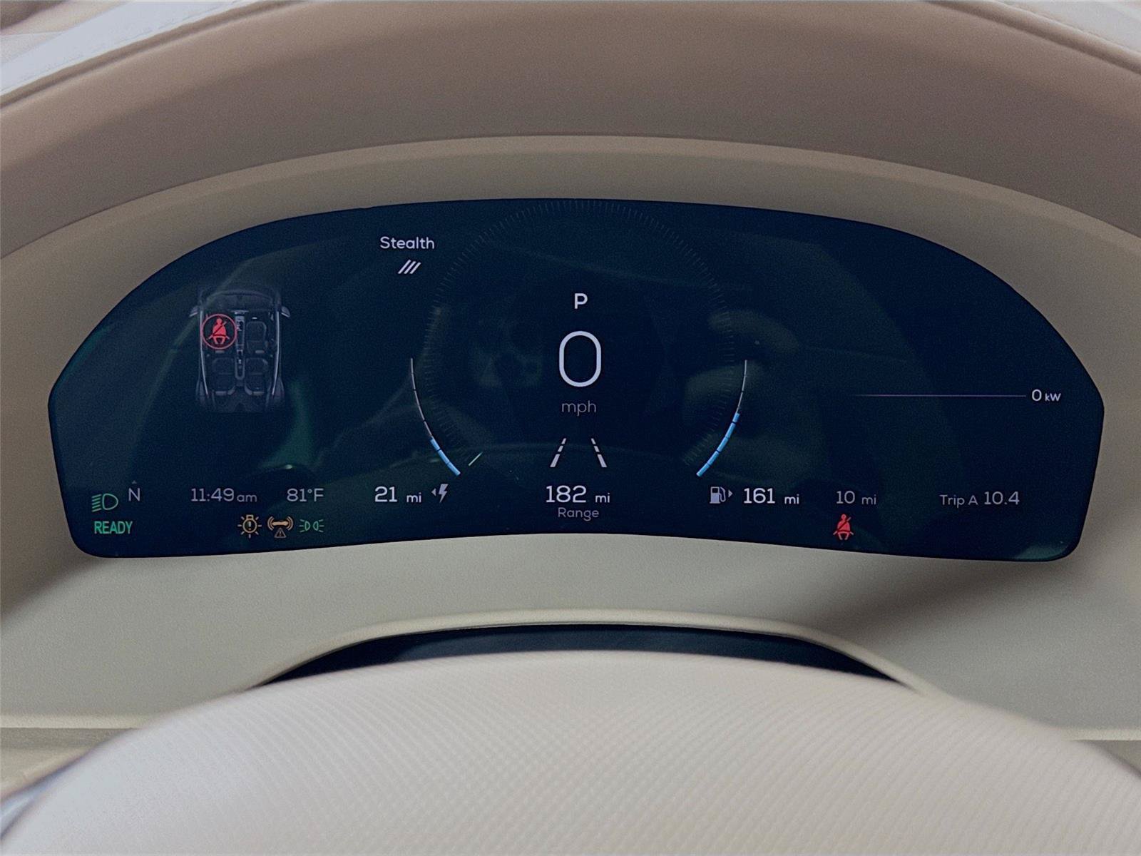 New 2025 Karma Revero Luxury RWD image 4