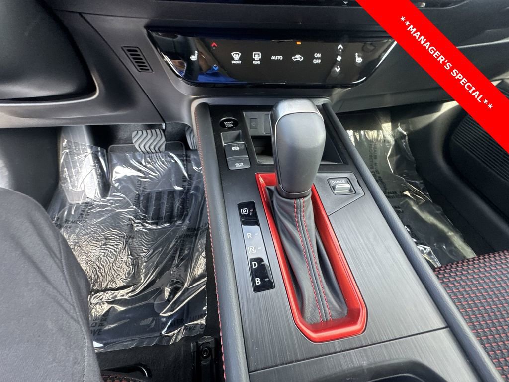 New 2025 Nissan Kicks SR w/ SR Premium Package image 19