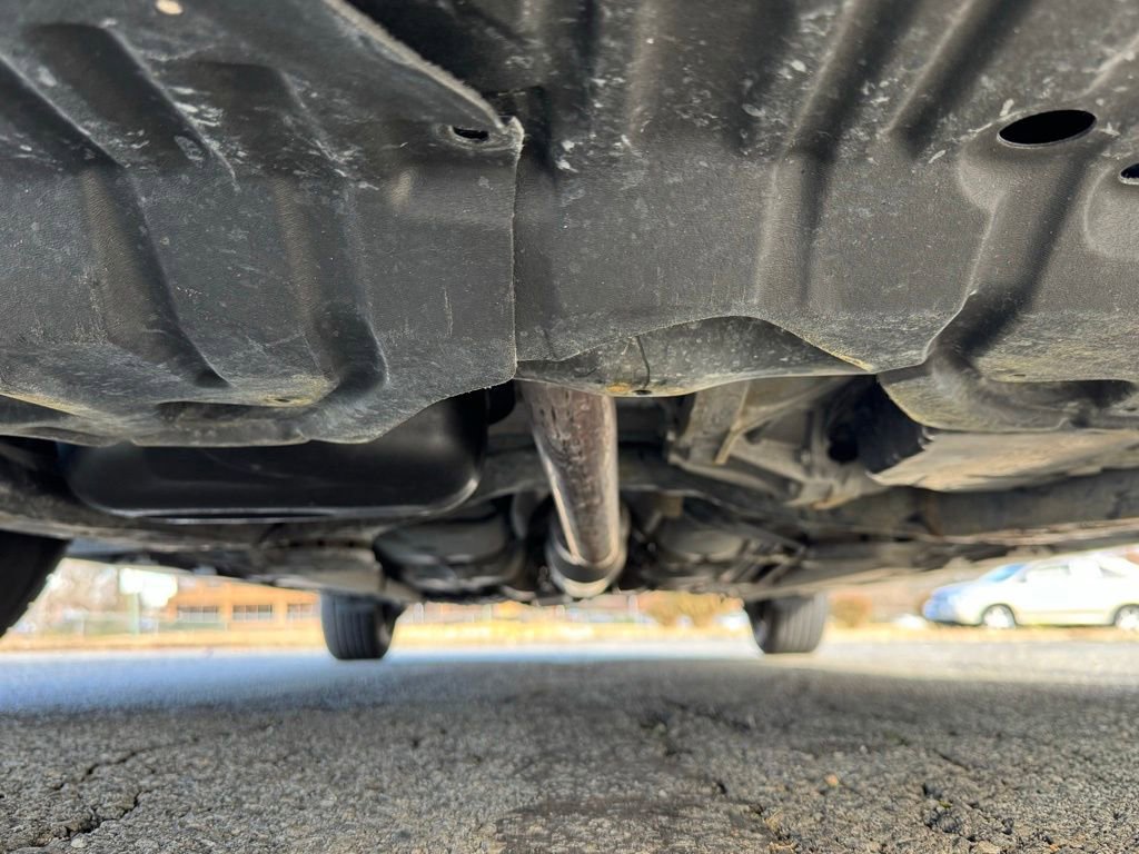 Used 2012 Toyota Camry LE image 35